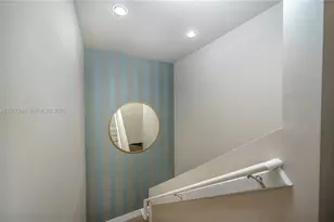340 NE 194th Ln, Miami, FL 33179 - Photo 6