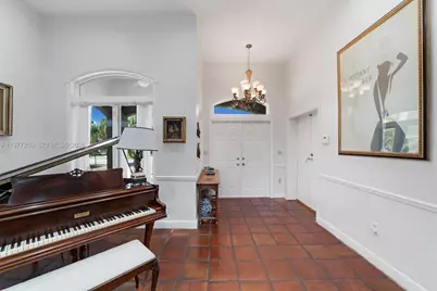 2046 NE 15th St, Fort Lauderdale, FL 33304 - Photo 24