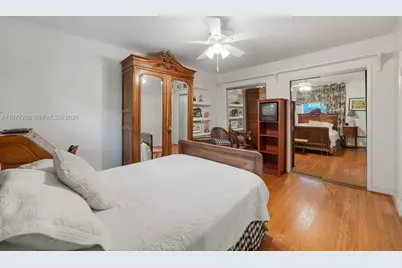 2046 NE 15th St, Fort Lauderdale, FL 33304 - Photo 16