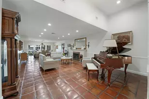 2046 NE 15th St, Fort Lauderdale, FL 33304 - Photo 6