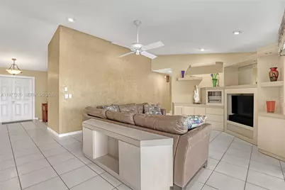 1048 NW 110th Ln, Coral Springs, FL 33071 - Photo 36