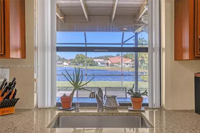 1048 NW 110th Ln, Coral Springs, FL 33071 - Photo 34