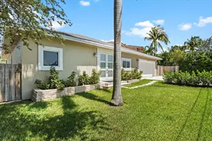 3510 NE 17th Ave, Oakland Park, FL 33334 - Photo 4