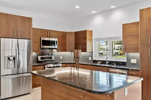 3510 NE 17th Ave, Oakland Park, FL 33334 - Photo 10