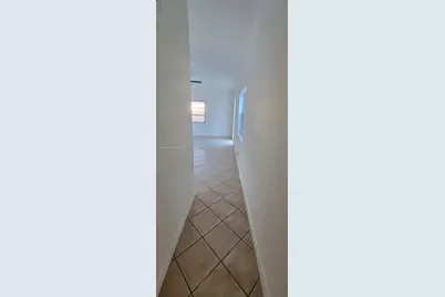 142 SE 4th Ave, Boynton Beach, FL 33435 - Photo 8