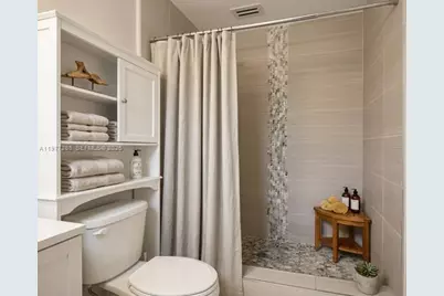 1500 NE 137th St, North Miami, FL 33161 - Photo 2