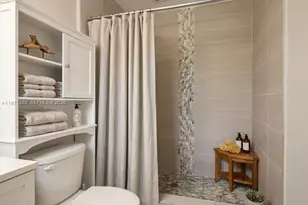 1500 NE 137th St, North Miami, FL 33161 - Photo 2