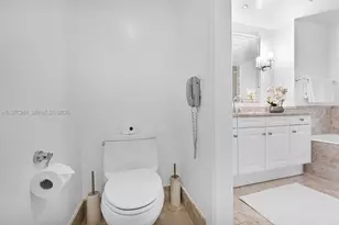 1435 Brickell Ave, Miami, FL 33131 - Photo 36