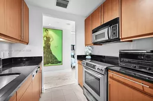 1435 Brickell Ave, Miami, FL 33131 - Photo 16