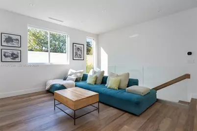 2977 Bridgeport Ave, Miami, FL 33133 - Photo 22