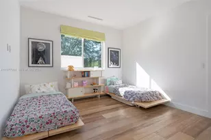 2977 Bridgeport Ave, Miami, FL 33133 - Photo 24