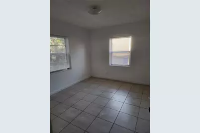 6910 NW 5th Pl, Miami, FL 33150 - Photo 14