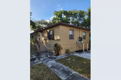 6910 NW 5th Pl, Miami, FL 33150 - Photo 16