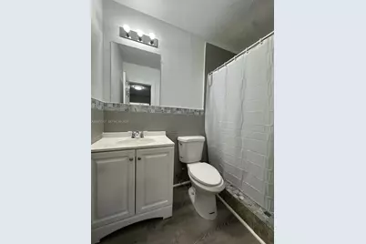 112 NW 2nd Ave #A, Hallandale Beach, FL 33009 - Photo 32