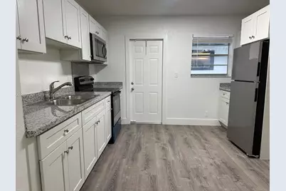 112 NW 2nd Ave #A, Hallandale Beach, FL 33009 - Photo 6