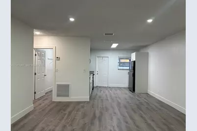 112 NW 2nd Ave #A, Hallandale Beach, FL 33009 - Photo 14