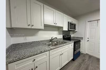 112 NW 2nd Ave #A, Hallandale Beach, FL 33009 - Photo 2