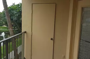 9999 Summerbreeze Dr, Sunrise, FL 33322 - Photo 24