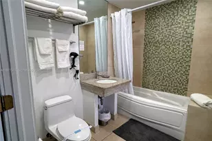 1052 Ocean Dr, Miami Beach, FL 33139 - Photo 10