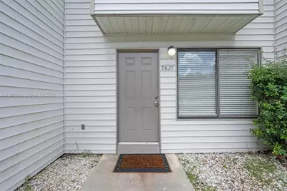 9827 NW 37th St #4F, Sunrise, FL 33351 - Photo 2