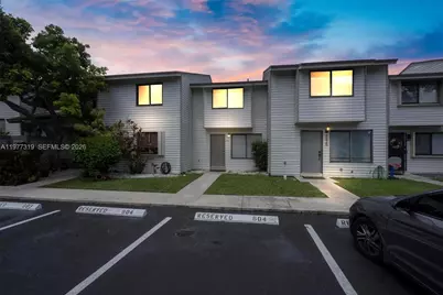 9827 NW 37th St #4F, Sunrise, FL 33351 - Photo 1