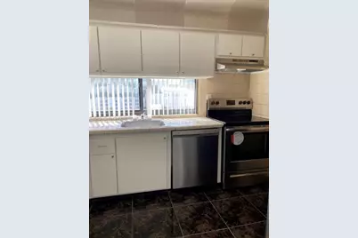 16909 N Bay Rd #915, Sunny Isles Beach, FL 33160 - Photo 4