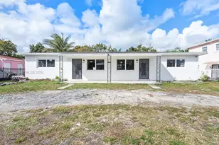 1061 NW 108th Terrace, Miami, FL 33168 - Photo 4