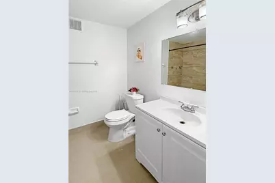 945 NE 34th Ave #204, Homestead, FL 33033 - Photo 12