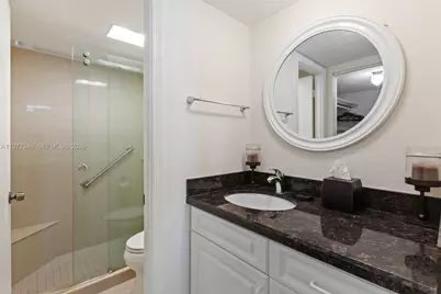 9480 Poinciana Pl #407, Davie, FL 33324 - Photo 16