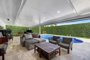 21015 NE 19th Ct, Miami, FL 33179 - Photo 32