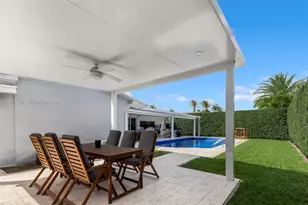 21015 NE 19th Ct, Miami, FL 33179 - Photo 30