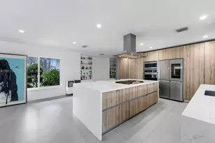 21015 NE 19th Ct, Miami, FL 33179 - Photo 10