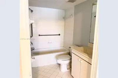 2910 SE 13th Ave #104-50, Homestead, FL 33035 - Photo 8