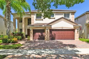 4400 Fox Ridge Dr, Weston, FL 33331 - Photo 4
