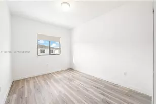 13324 SW 250th St, Miami, FL 33032 - Photo 16