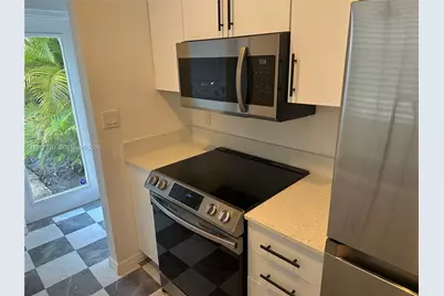 725 Navarre Ave #725, Coral Gables, FL 33134 - Photo 10