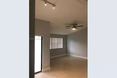 550 S Park Rd #32-8, Hollywood, FL 33021 - Photo 8