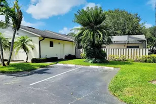 1439 Captains Walk, Fort Pierce, FL 34950 - Photo 2