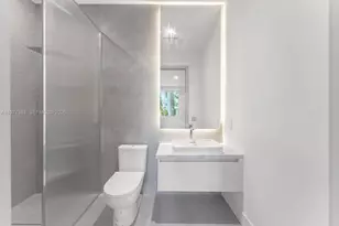 7701 Coquina Dr, North Bay Village, FL 33141 - Photo 22