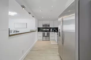 19370 Collins Ave, Sunny Isles Beach, FL 33160 - Photo 8