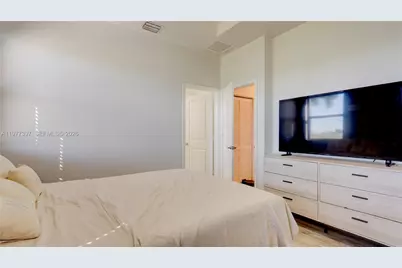 11238 SW 250th Ter, Homestead, FL 33032 - Photo 8