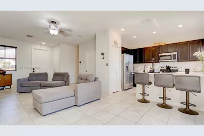 11238 SW 250th Ter, Homestead, FL 33032 - Photo 2