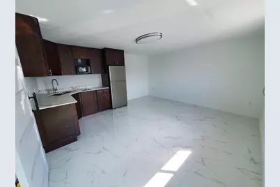 920 SE 8th St #1, Hialeah, FL 33010 - Photo 6