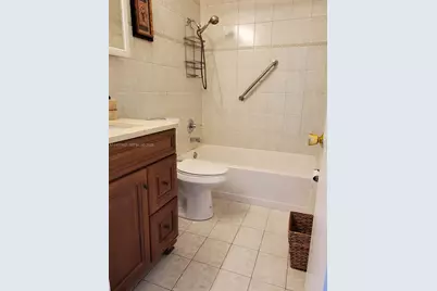 920 SE 8th St #1, Hialeah, FL 33010 - Photo 12