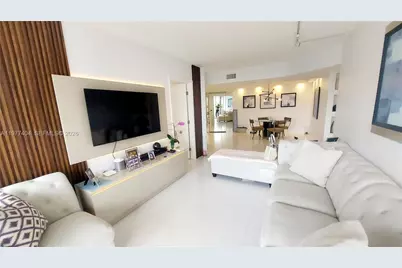 1000 W Island Blvd #508, Aventura, FL 33160 - Photo 2