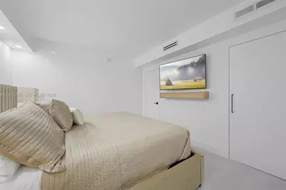 19370 Collins Ave #507, Sunny Isles Beach, FL 33160 - Photo 12