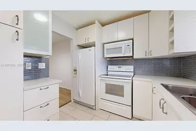 5300 Washington St #D303, Hollywood, FL 33021 - Photo 6