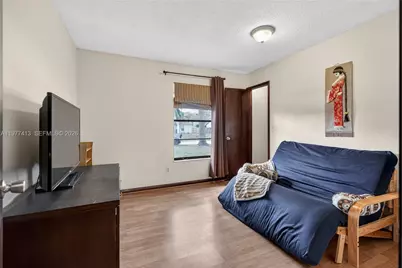 281 NE Greenbrier Ave, Port Saint Lucie, FL 34983 - Photo 10