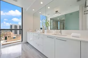 100 E Las Olas Blvd, Fort Lauderdale, FL 33301 - Photo 14