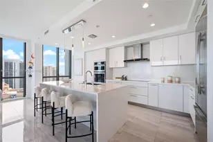 100 E Las Olas Blvd, Fort Lauderdale, FL 33301 - Photo 6